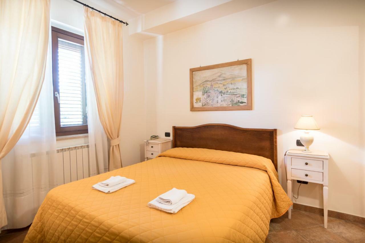 Bed & Breakfast Al Pian D'Assisi Eksteriør billede